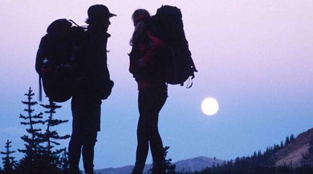 Ini 7 Mahar Bagi Pasangan yang Hobi Travelling