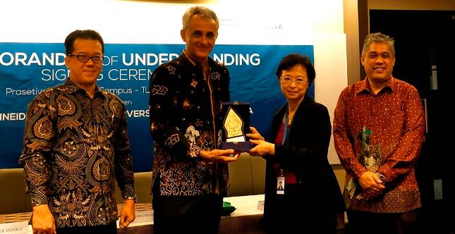 Schneider Electric Gandeng Prasetia Mulya Bangun Pusat Konservasi Energi