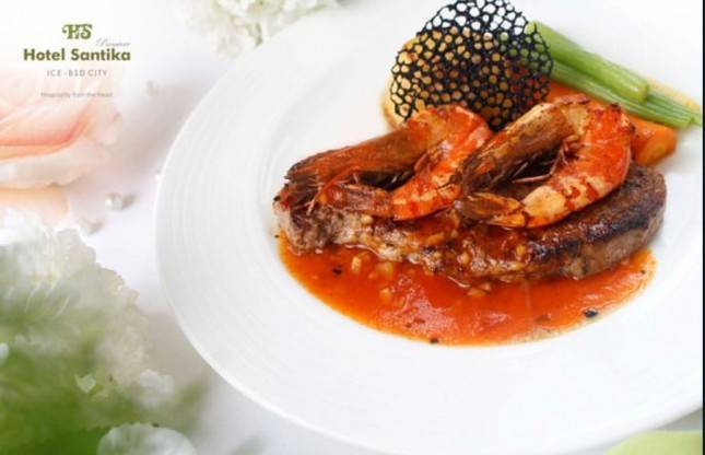Rayakan Valentine dengan Menikmati Kuliner Khas Nusantara di Hotel Santika