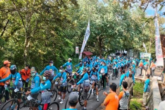 Prajurit Puslatpur 5 Baluran Situbondo Jatim Meriahkan Gowes Sepeda Bersama