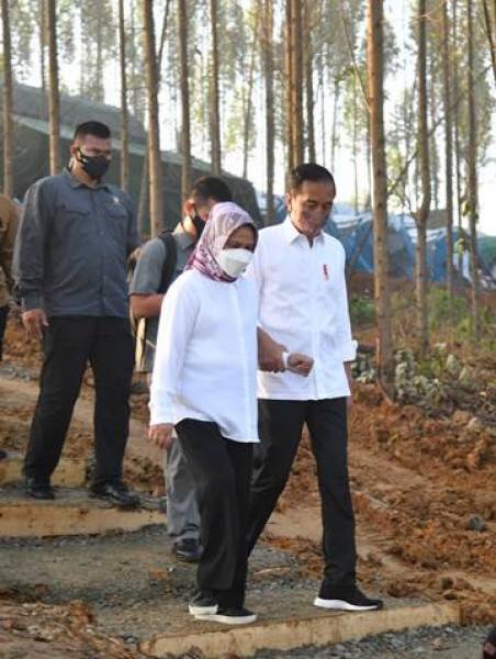 Presiden Jokowi dan Ibu Iriana Kembali ke Jakarta dari IKN