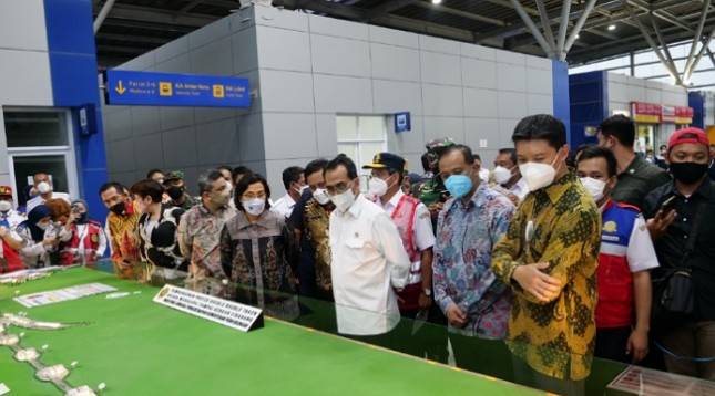 Dua Menteri Jokowi Resmikan DAMRI Rute Stasiun Cikarang - Kota Jababeka