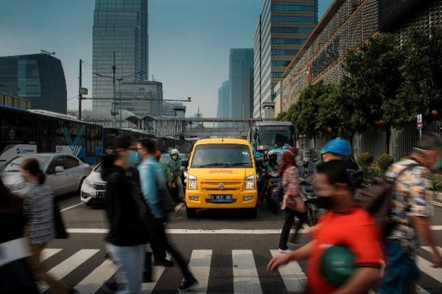 DHL Express Mulai Gunakan Kendaraan Listrik