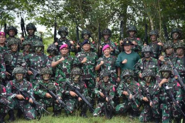 Kadisopslata Didampingi Wadan Kormar Tinjau Lattap Danyon Korps Marinir Ta 2022