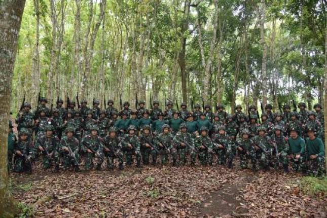 Dankormar Mayor Jenderal TNI (Mar) Widodo Dwi Purwanto Bekali Peserta Lattap Danyon Table Equipment