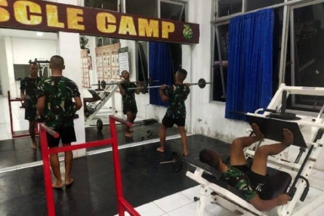 Prajurit Yonif 1 Marinir Sidoarjo Laksanakan Body Building