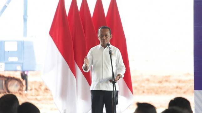 Menteri Bahlil Yakin RI Bakal Jadi Produsen Baterai Listrik Dunia