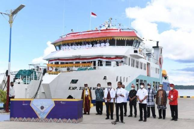 Presiden Jokowi Resmikan Tiga Pelabuhan Penyeberangan dan Satu KMP di Wakatobi