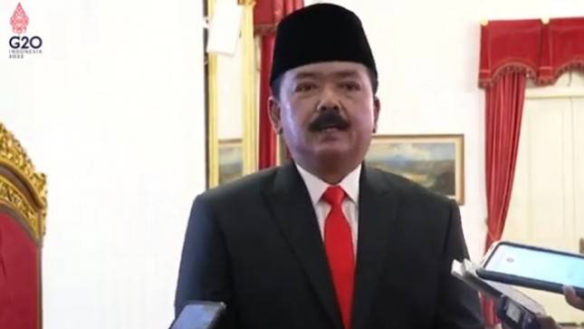 Jokowi Minta Hadi Tjahjanto 'Babat Habis' Persoalan Sengketa Lahan di IKN