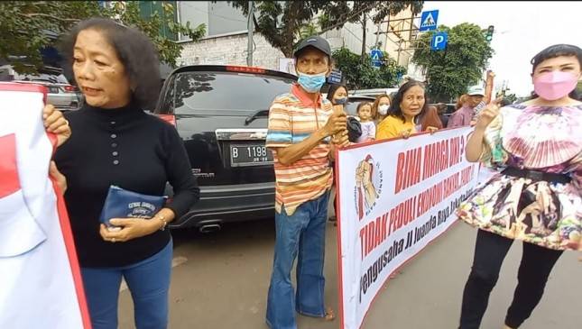 Pengusaha Kuliner Kembali Unjuk Rasa Tolak Pelebaran Trotoar di Jalan Juanda
