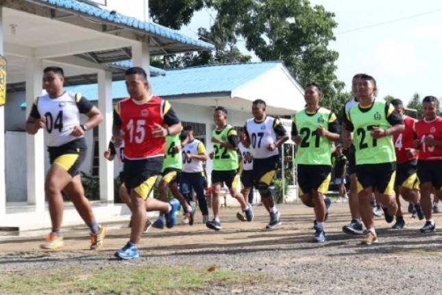 Prajurit Jaguar Yudha Khatulistiwa Yonmarhanlan XII Pontianak Ikuti Tes Samapta Periodik