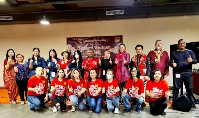 The Famous Club Adakan Lomba Karaoke di Pancoran Jakarta