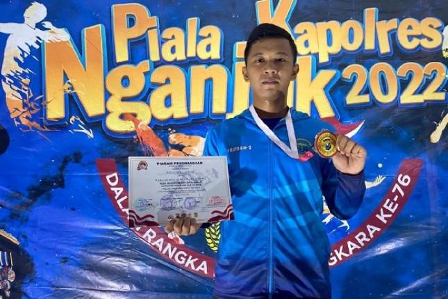 Karateka Yonif 3 Marinir Peroleh Juara di Kejuaraan Karate Polres Nganjuk 