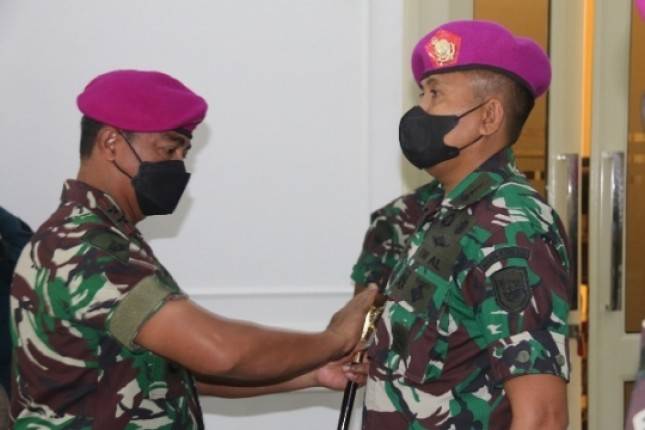Dankormar Mayjen TNI (Mar) Widodo Dwi Purwanto Pimpin Pengukuhan Kadispen Kormar dan Penyerahan Jabatan Kapuskodal Kormar