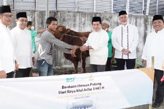 BSI Salurkan 3.691 Hewan Kurban ke Seluruh Indonesia