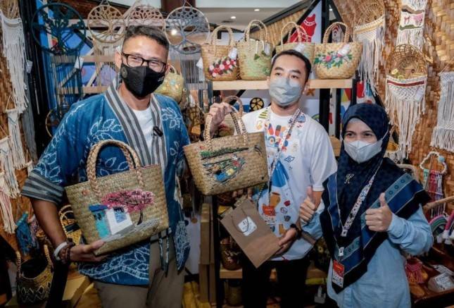 Sandiaga Uno Ajak Pelaku Ekraf di Banjarmasin Miliki Jiwa Pantang Mundur