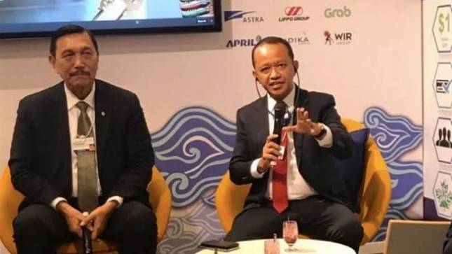 Dua Menteri Jokowi Berbagi Tugas 'Rayu' Tesla dan Foxconn Bawa Duit ke RI