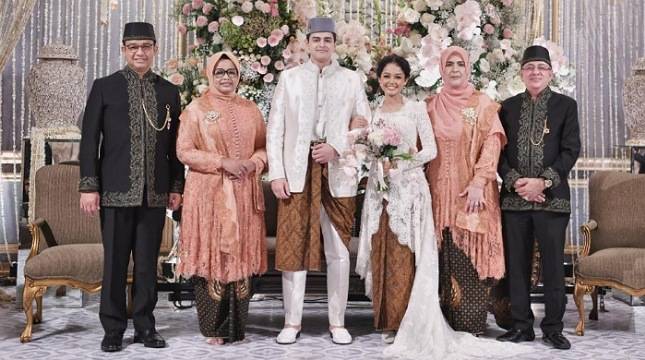 Alhamdulillah... Prosesi Akad Nikah Putri Gubernur Anies Berjalan Khidmat