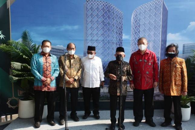 Wapres Topping Off  Menara Syariah Senilai Rp3,4 Triliun