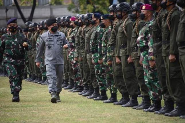 Kepala Bakamla RI Laksdya TNI Dr Aan Kurnia Resmi Buka Coast Guard Basic Training 
