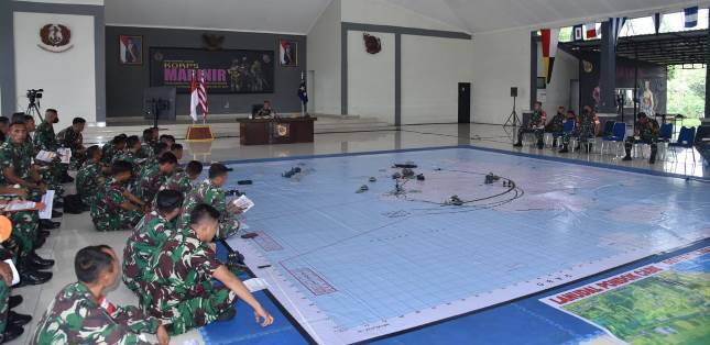 Jelang  Latopsla Dabosingkep, Dankormar Tinjau Tactical Floor Game Pasukan Pendarat