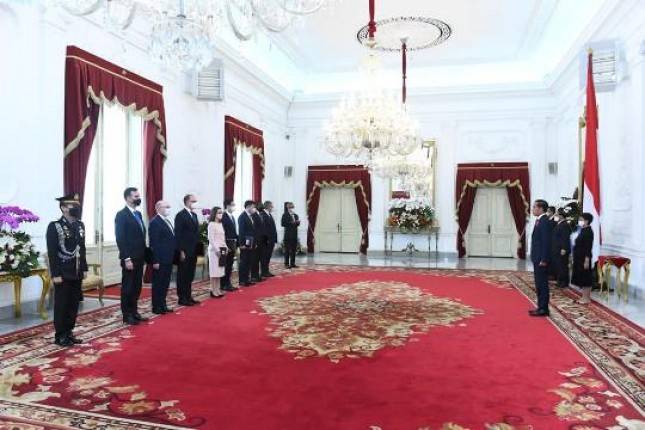 Presiden Jokowi Terima Surat Kepercayaan Delapan Duta Besar Negara Sahabat