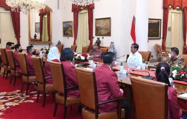 Presiden Jokowi Terima Pengurus FPTI Laporkan Kesiapan Kejuaraan Dunia Panjat Tebing