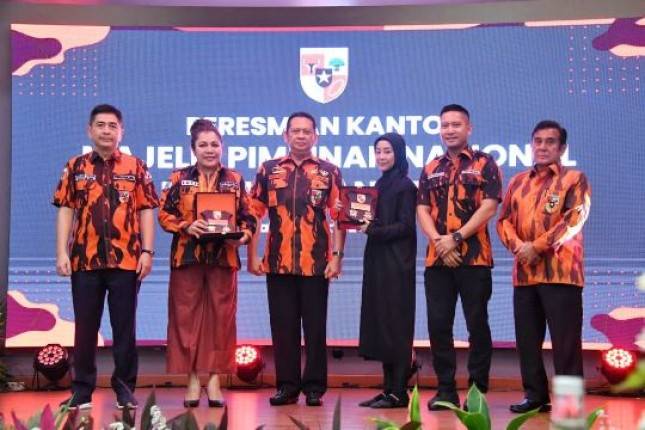 Ketua MPR R Ajak Bumikan Pancasila dalam Semua Dimensi Kehidupan