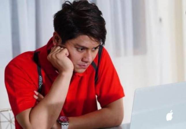 Dampak Dugaan KDRT, Rizky Billar Diputus Kontrak Sebagai Host D Academy 5 Indosiar 