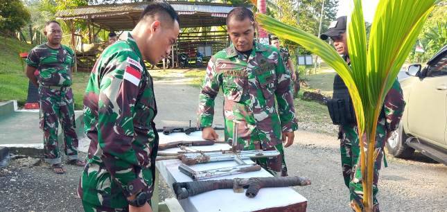 Amankan Senjata Api Rakitan, Satgas Yonif 126 KC Berhasil Melaksanakan Binter Di Perbatasan Papua