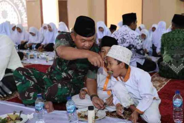 KASAD Jenderal TNI Dudung Abdurachman Resmikan Masjid Baitul Mustafa Bogor