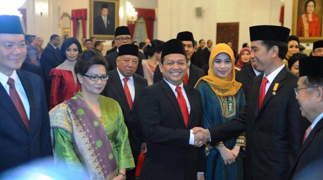 Soetrisno Bachir, Tak Terima Gaji Jaga Independensi untuk Industri