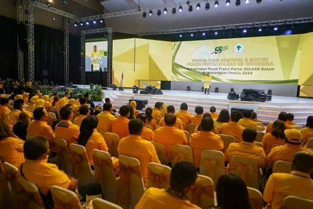 Elektabilitas Turun, Golkar  Dinilai Masih Bekerja Setengah Hati