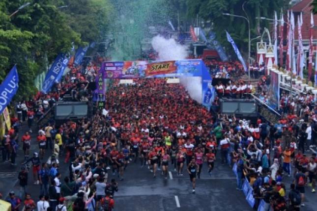 Prajurit Brigif 2 Marinir Surabaya Ramaikan Jatim Run For Heros