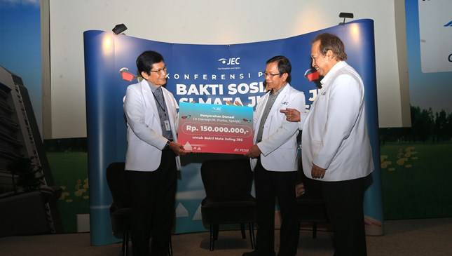 Tingkatkan Kualitas Hidup Strabismus, JEC Operasi Mata Juling Gratis Untuk 100 Pasien