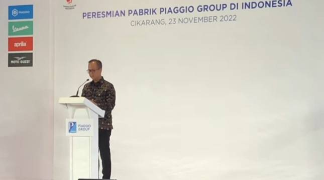 Menperin Agus Resmikan Pabrik Piaggio Pertama di Indonesia