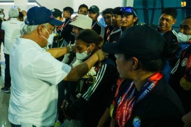 Pesan Menteri PUPR Basuki kepada Tim Dayung Indonesia yang Peroleh 11 Emas