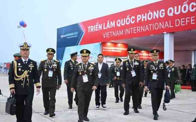 KASAD Jenderal TNI Dudung Abdurachman Hadiri Pameran Pertahanan di Vietnam