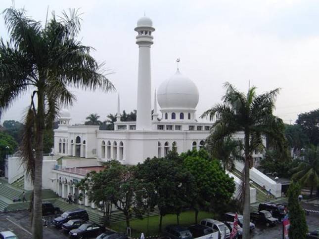 Idul Fitri Mengandung Makna Pererat Persaudaraan