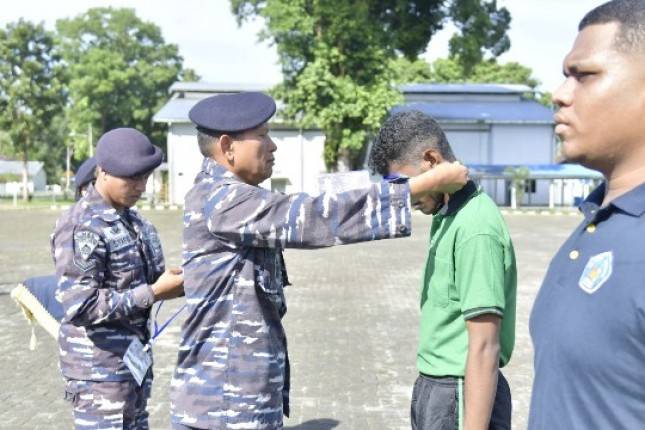 Danlantamal Ambon Brigadir Jenderal TNI (Mar) Said Latuconsina Tanamkan Jiwa Bela Negara Kepada Para Mahasiswa