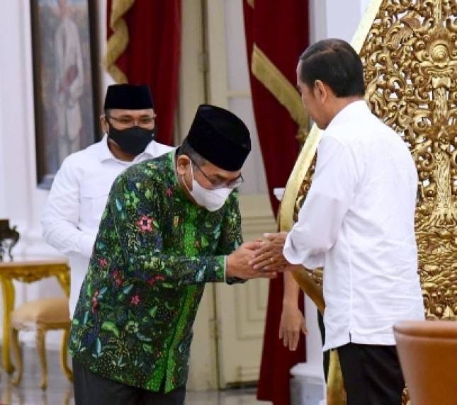 Presiden Jokowi Terima Ketua Umum PBNU Yahya Cholil Staquf