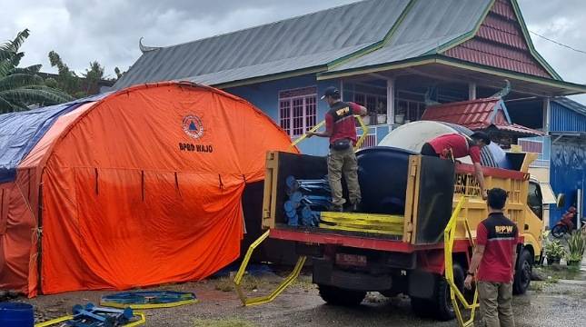Kementerian PUPR Kerahkan Bantuan Sarpras Sanitasi di Lokasi Banjir Kudus dan Wajo