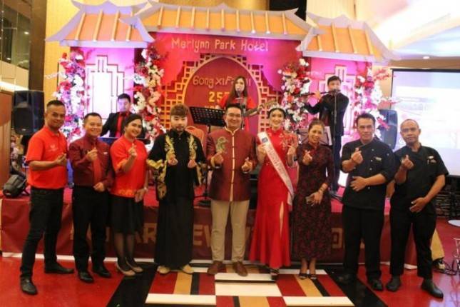 Roy Kiyoshi Memeriahkan Malam Tahun Baru Imlek Di Merlyn Park Hotel Jakarta