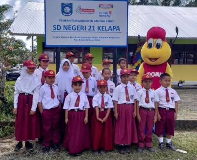 SGM Eksplor Gandeng Indomaret, Salurkan Bantuan Pendidikan dan Beasiswa