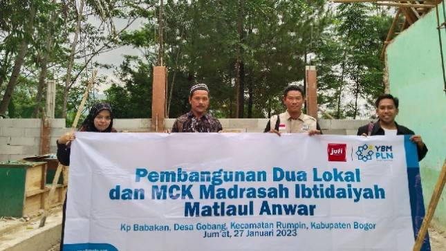 YBM PLN Bersama Jufi Bantu Renovasi Sekolah