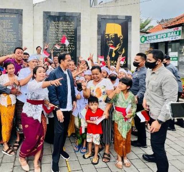Presiden Jokowi Singgah ke Taman Bung Karno Sebelum ke Bendungan Danu Kerthi Buleleng Bali