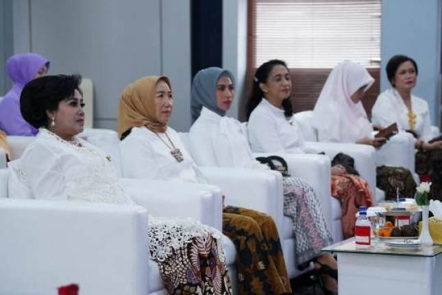 Ketua Umum Dharma Pertiwi Vero Yudo Margono Hadiri Webinar Ketahanan Pangan