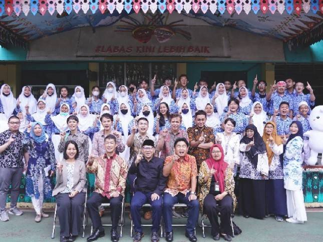 PT. Uni-Charm Indonesia Tbk   Edukasi Pemilahan Sampah untuk Siswa SMA