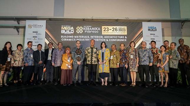 Pameran Keramika & Megabuild Indonesia Resmi Dibuka Menperin Agus