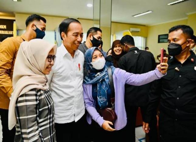 Presiden  Jokowi Dijadwalkan Bagikan Bansos dan  Sertifikat Tanah